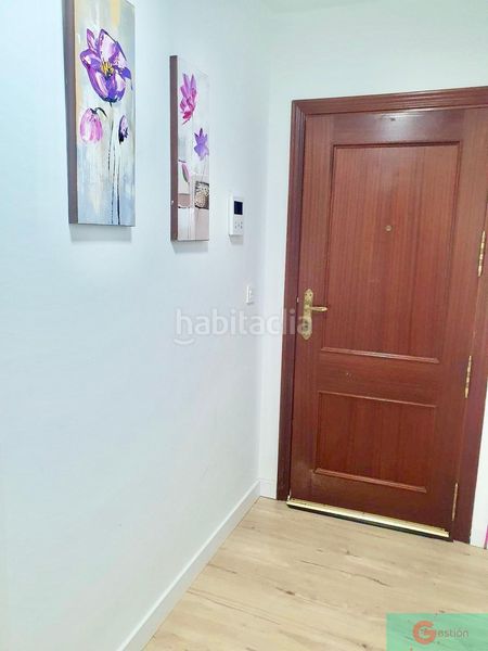 Foto b643e299-51cb-4da9-967d-d2b99e9c503c. Apartament amb piscina a Salobreña costa Salobreña