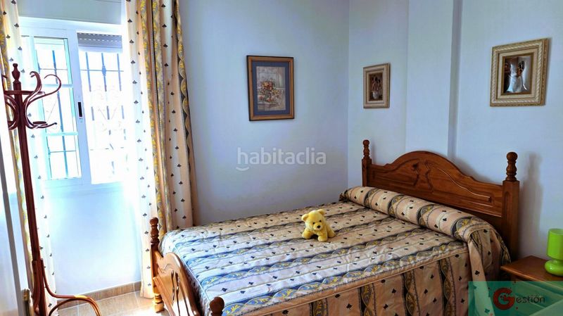 Foto 5ea74c28-9821-4572-8fd5-000217e225a0. Casa  en Salobreña costa Salobreña