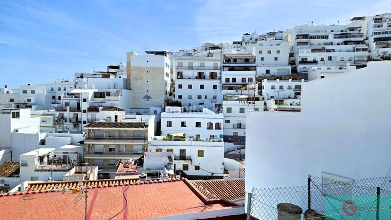 Foto 4ac3a79d-d5b5-481f-8211-446c6a0dbfbb. Casa a Centro Salobreña