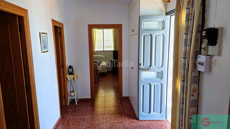 Foto cb5a97d7-fd74-4a94-baf9-ef523803277c. Casa a Centro Salobreña
