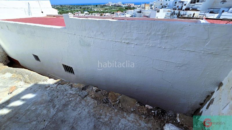 Foto f9926849-ecc2-48a2-a4dd-b1569dbd0f0b. Casa a Centro Salobreña