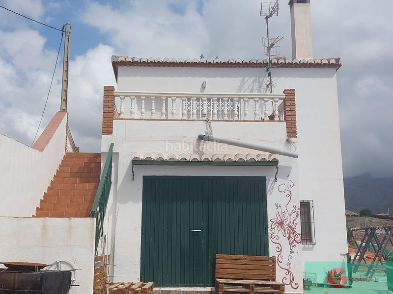 Foto c22209d9-4f6d-4dcd-b130-a5cfe8db86e4. Masia a Centro Salobreña