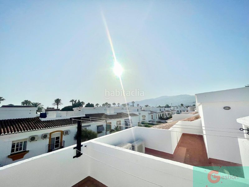 Foto fe46a463-858a-4a11-b80a-723dfd61c1a2. Casa amb piscina a Salobreña costa Salobreña