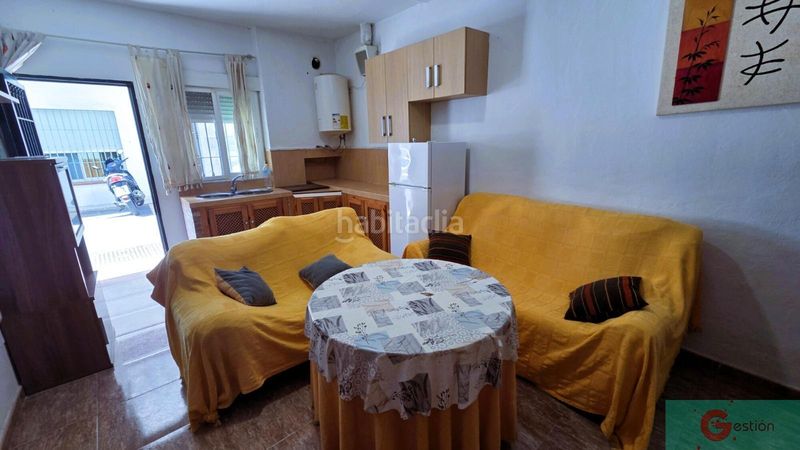 Foto ab1d6518-7799-4e79-8dd2-68baa502d36c. Apartament a Centro Salobreña