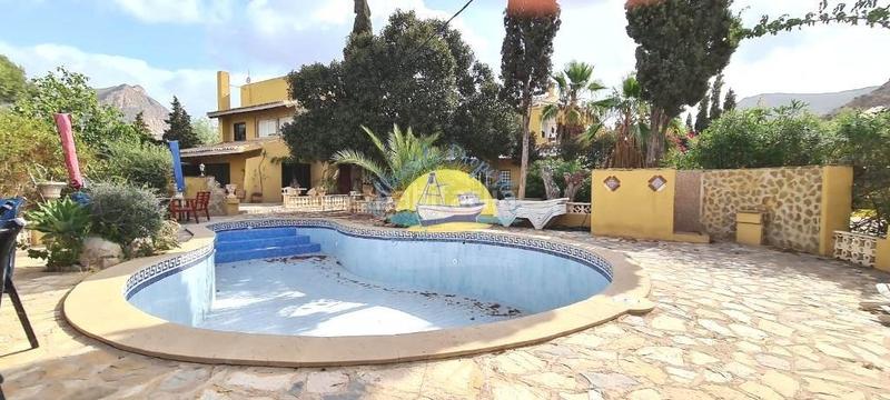 Foto 583784ae-ad65-4174-b9c7-5e491d44aabf. Chalet avec chauffage parking piscine dans Perín Cartagena