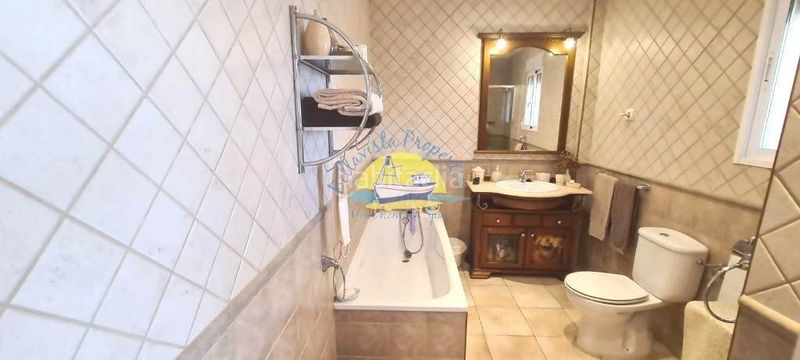 Foto 699f635d-4e6b-4345-bc3d-ab994f24ccb3. Casa amb aparcament piscina a Mazarrón casco urbano Mazarrón