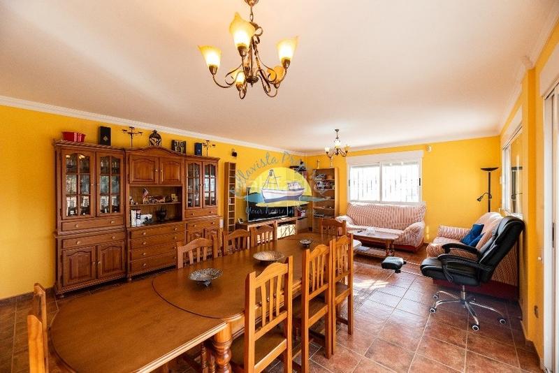 Foto 9d3b847f-4568-4558-9e7c-7716ab176e72. Casa amb aparcament a Mazarrón casco urbano Mazarrón