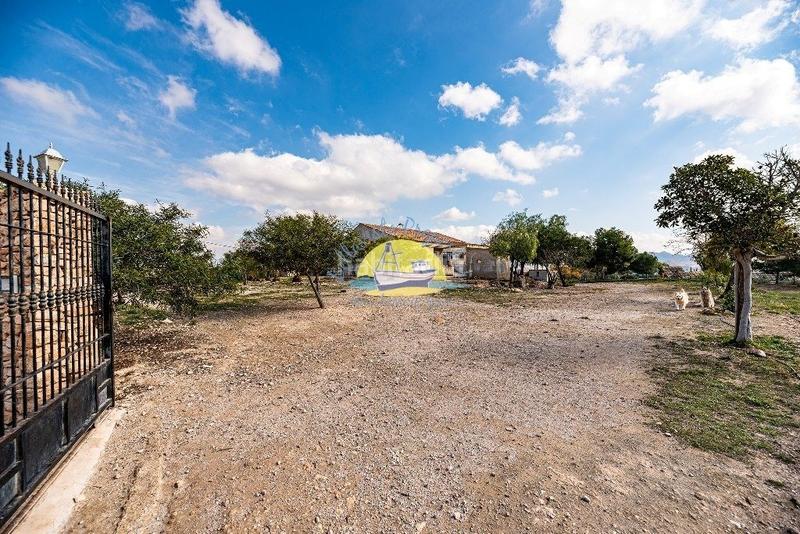 Foto d116f907-5b11-4077-b94f-0a37ccae1ed3. Casa amb aparcament a Mazarrón casco urbano Mazarrón