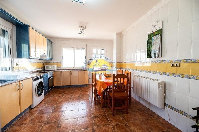 Foto e8730963-2bb0-4d00-bc08-022ecec74bdb. Casa amb aparcament a Mazarrón casco urbano Mazarrón