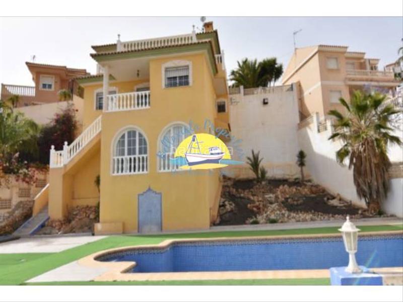 Foto 0da70c42-1201-4d78-a006-39addcb3a467. Chalet  en venta en Bolnuevo. vista al mar. en Mazarrón