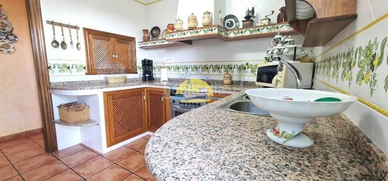 Foto 44281848-656b-4e28-be3d-6b3d8c20c649. Chalet avec parking piscine dans Totana