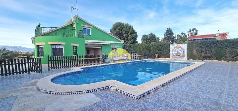 Foto aaf151dd-5492-42c8-8451-b1da00d18751. Chalet avec parking piscine dans Totana