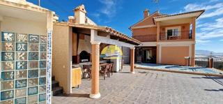 Chalet in Bolnuevo. Dos villas independientes semiadosadas con vistas al mar y pisci