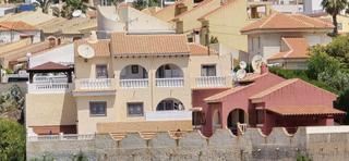 Chalet in Bolnuevo. Impresionante chalet independiente reformado con vistas al mar e