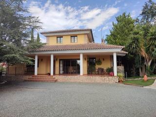 Xalet a Totana. En la prestigiosa zona de los secanos, se encuentra este encanta