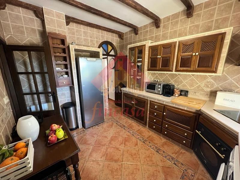 Foto 120dc896-fd1d-454f-aca1-866616344249. Casa se vende finca a 5 min . en Partidas Norte Ronda