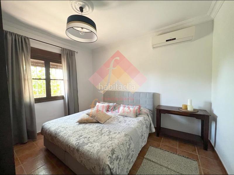 Foto 5b4f68cf-fded-4894-9b67-57cc577064df. Casa se vende finca a 5 min . en Partidas Norte Ronda