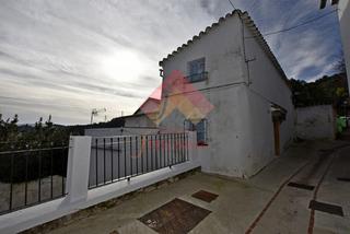 Casa a Benadalid. Venta de casa en benadalid