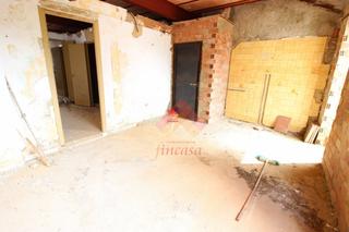 Maison à Casco Histórico. Se vende amplia casa a dos minutos del centro.