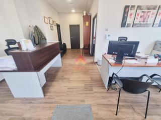 Business premise in Centro