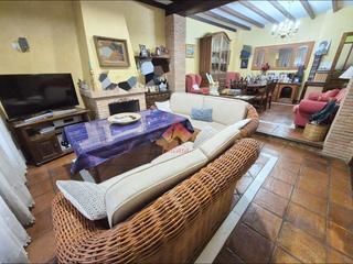 Casa a Casco Histórico. Rebajada de precio, antes en 410.000!!