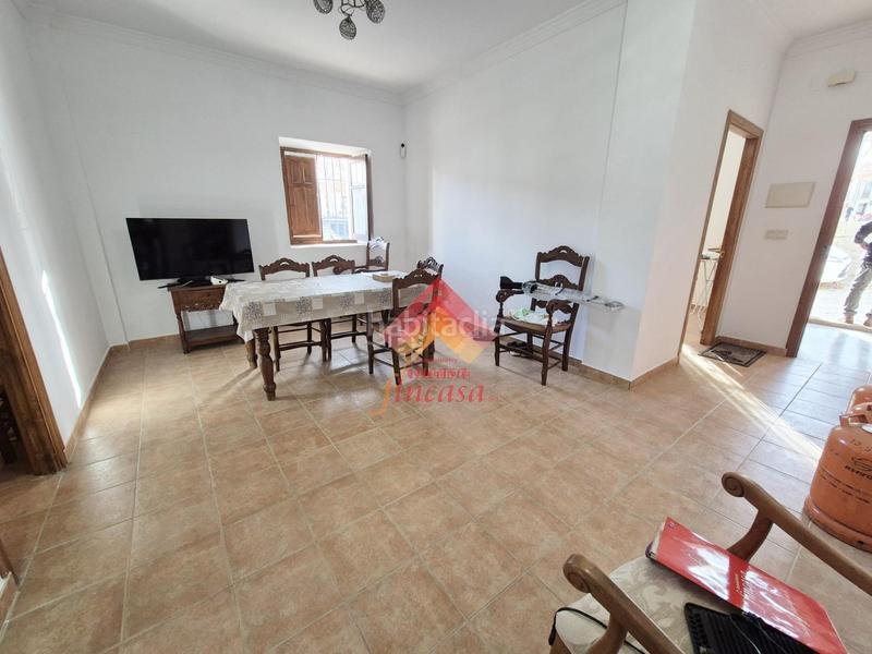 Foto 2baa6743-56a8-4b55-b0b1-a8bbcab6b44b. Casa amplia casa en el barrio de San Francisco en Ronda