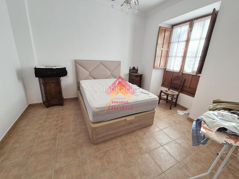 Foto f74b4c75-81ae-40d7-bd19-2597e06bc1b5. Casa amplia casa en el barrio de San Francisco en Ronda