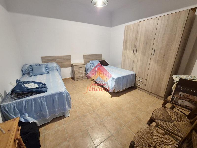 Foto f88fa75e-9ba2-4168-a04c-4d1d6eb2d4c3. Casa amplia casa en el barrio de San Francisco en Ronda