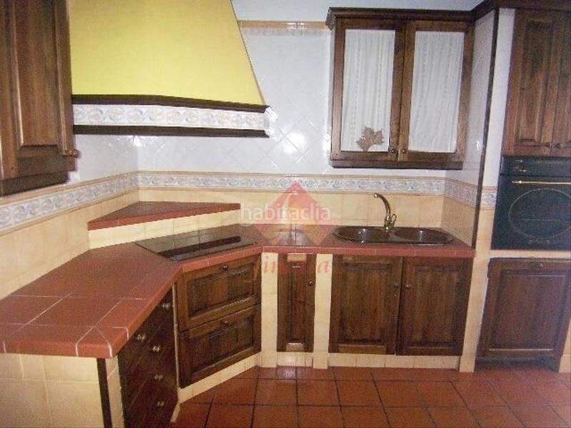 Foto 44d0a532-4c2f-4746-bea5-d54b7ceb7eb0. Duplex con riscaldamento in Centro Ronda