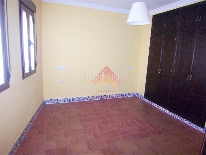 Foto 53e0e040-2c59-40ae-aaf4-79f3b9bd5e1b. Duplex con riscaldamento in Centro Ronda