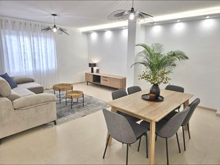 Casa  Calle calle del comandante salvador carrasco. Exclusiva vivienda a estrenar en pleno centro!!