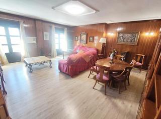 Piso en Casco Histórico. Gran piso en pleno centro