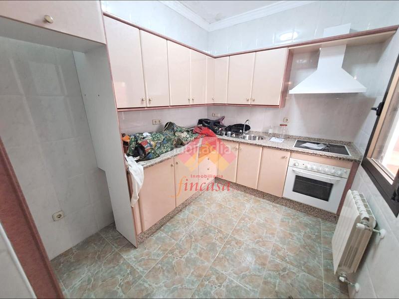 Foto 0df422bd-e66f-4704-a7d8-e4b1ca4d4426. Casa amb aparcament a Montejaque