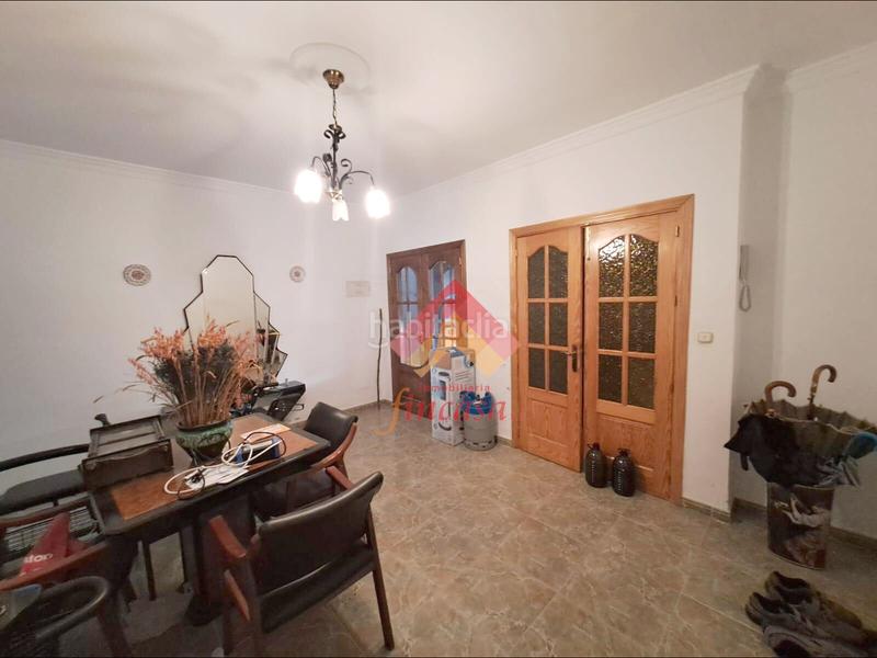 Foto 2017d4f9-9f7a-4fa0-a706-63d320eb6141. Casa amb aparcament a Montejaque