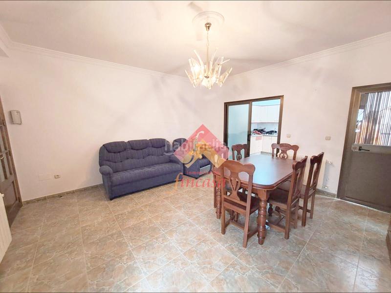 Foto 526a80a7-75b0-4304-96b5-4c71807d6734. Casa amb aparcament a Montejaque
