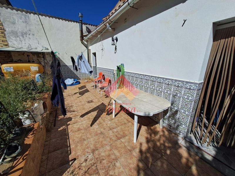 Foto a2bddda2-b06a-45de-b2f8-391a0efd2801. Casa amb aparcament a Montejaque