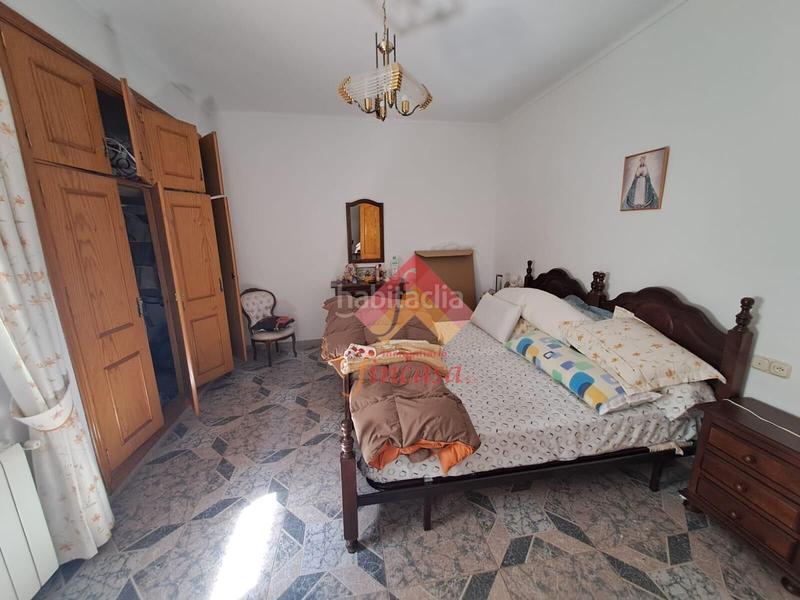 Foto dc6ef9a3-d8b3-4317-b124-319ab53551fa. Casa amb aparcament a Montejaque