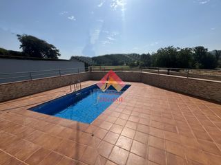 Haus in Casco Histórico. Estupenda casa de campo con piscina