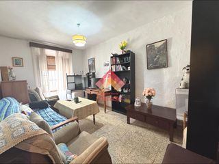 Piso en Casco Hist�rico. Baja de precio!! amplio piso en pleno centro