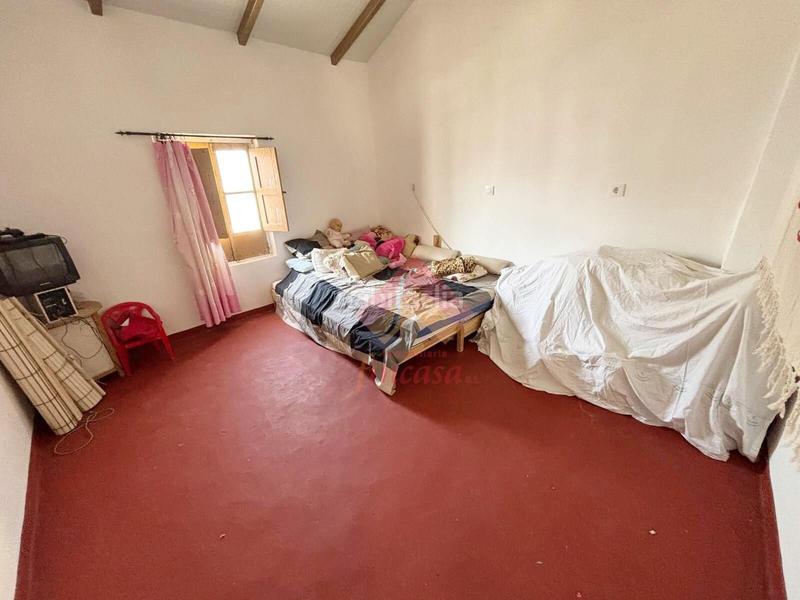 Foto f79e6782-6dcd-4eae-8c3f-bac2291518a3. Casa amplia casa en Arriate