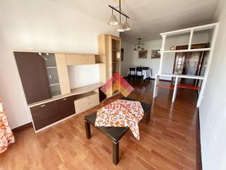 Pis a San Rafael. Piso con 3 dormitorios en la barriada de la uva