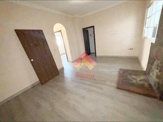 Maison à El Fuerte - La Dehesa. Estupenda casa con cochera cerrada