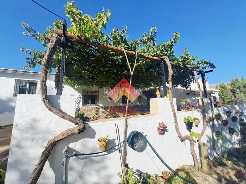 Foto 8460db72-fb26-4a82-971c-42525d9f5f6d. Casa amb aparcament piscina a Casco Histórico Ronda