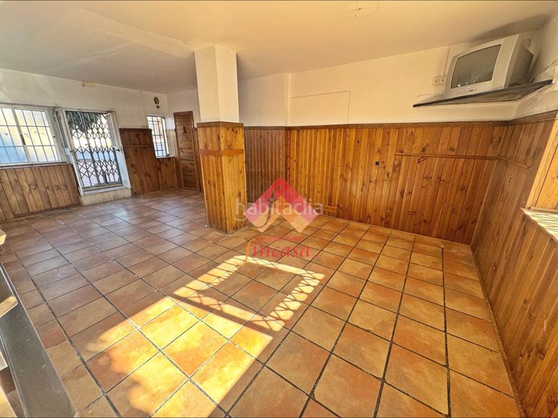 Foto 40e57370-22b4-4acc-8f44-c540c6018374. Local comercial a Centro Ronda