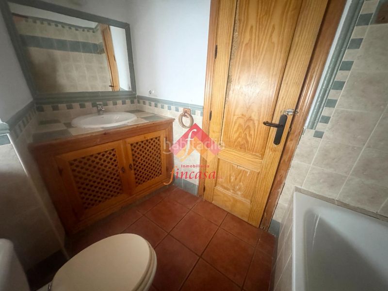 Foto d1b61c5d-3b66-49b4-a955-f1f214dd8b7f. Casa a Benaoján