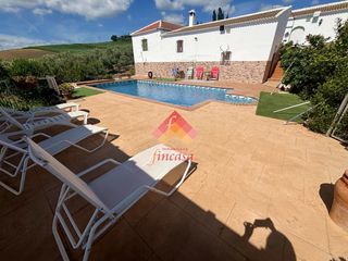 Bauernhof in San Rafael. Maravillosa finca en ronda la vieja con licencia turística