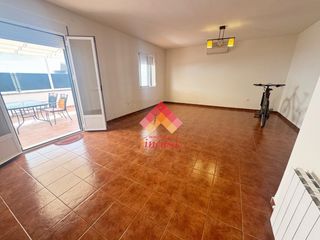 Maison jumelée à San Rafael. Magnífica casa en zona mercadona