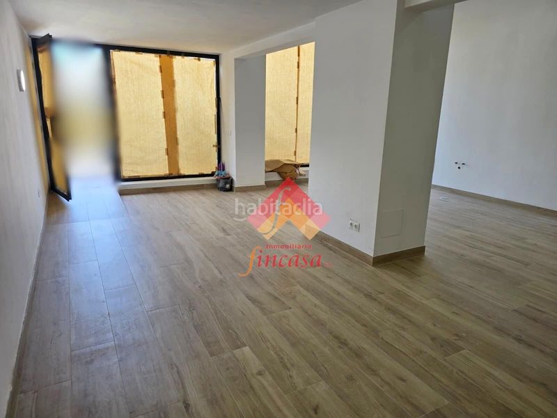 Foto 121d8ba3-3ab2-4ec9-a72b-96031fd1f07e. Lloguer local comercial a Centro Ronda