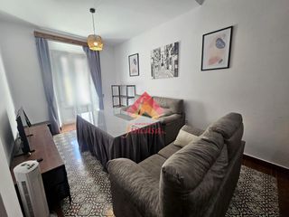 Rent Flat in Casco Histórico. Alquiler de piso con terraza en pleno centro