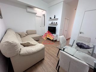 Rent Flat in Casco Histórico. Amplio piso en pleno centro